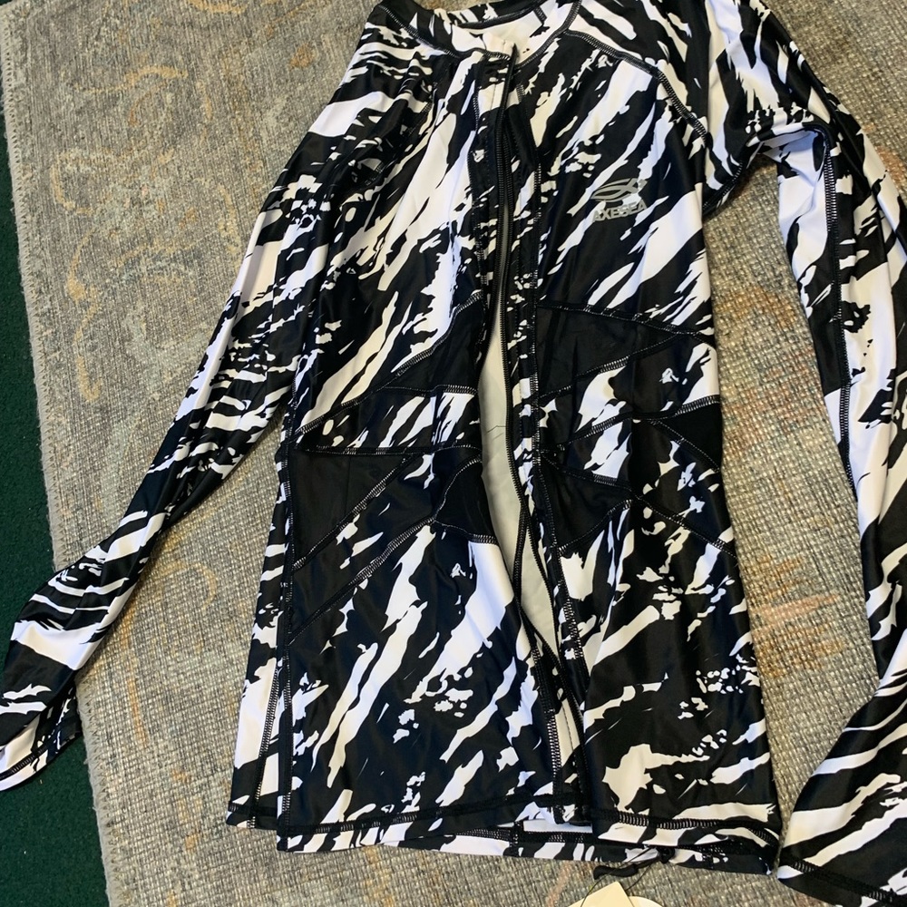Rash guard